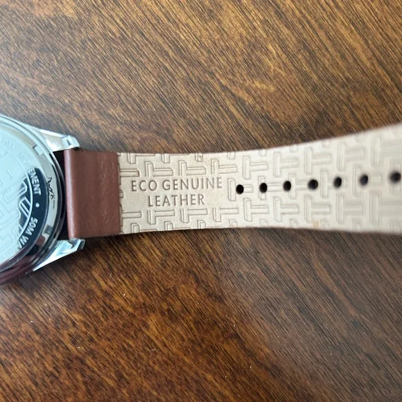 Ted Baker man’s Leytonn watch, leather strap & 50 meters water resistant